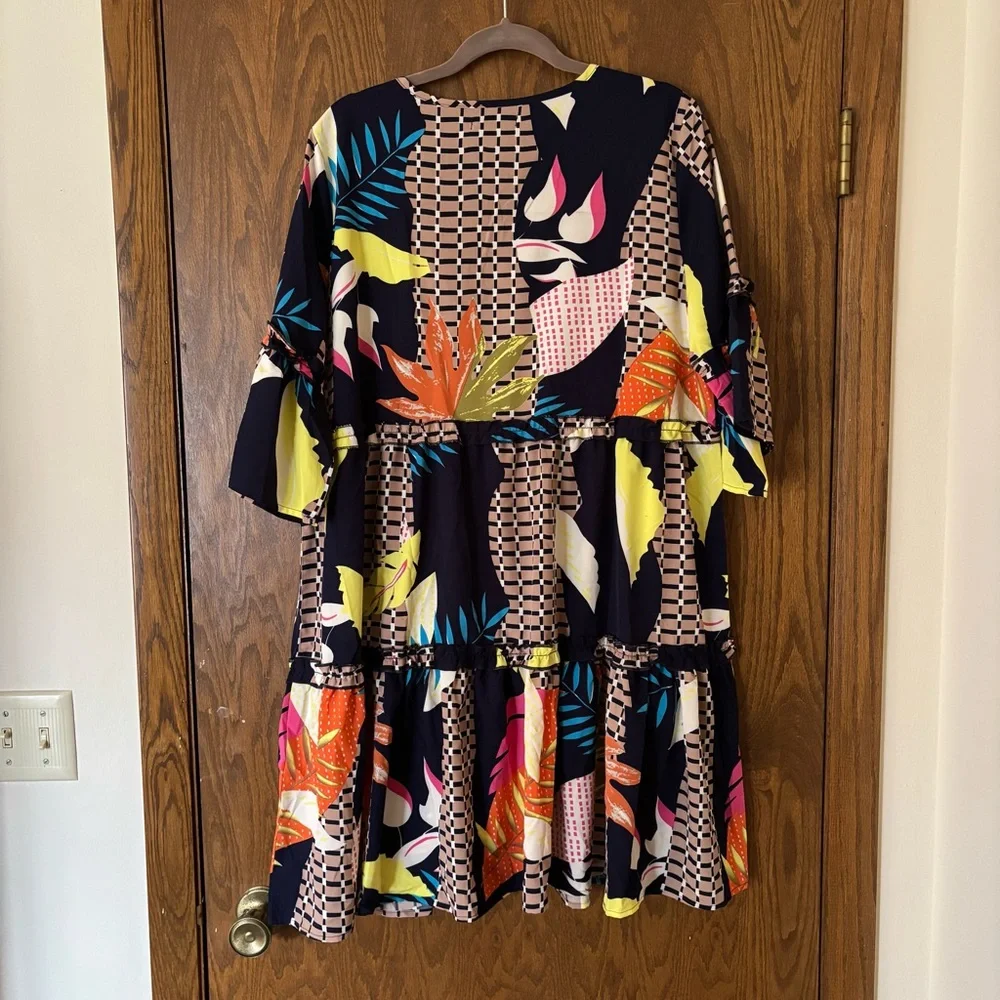 Funlingo Flowy Tunic Mini Short Sleeve V Neck Swing A-line Knee Length Dress - Picture 3 of 5